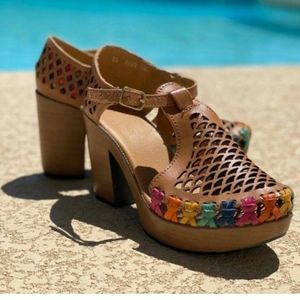 Beautiful handmade Mexican Huarache heels